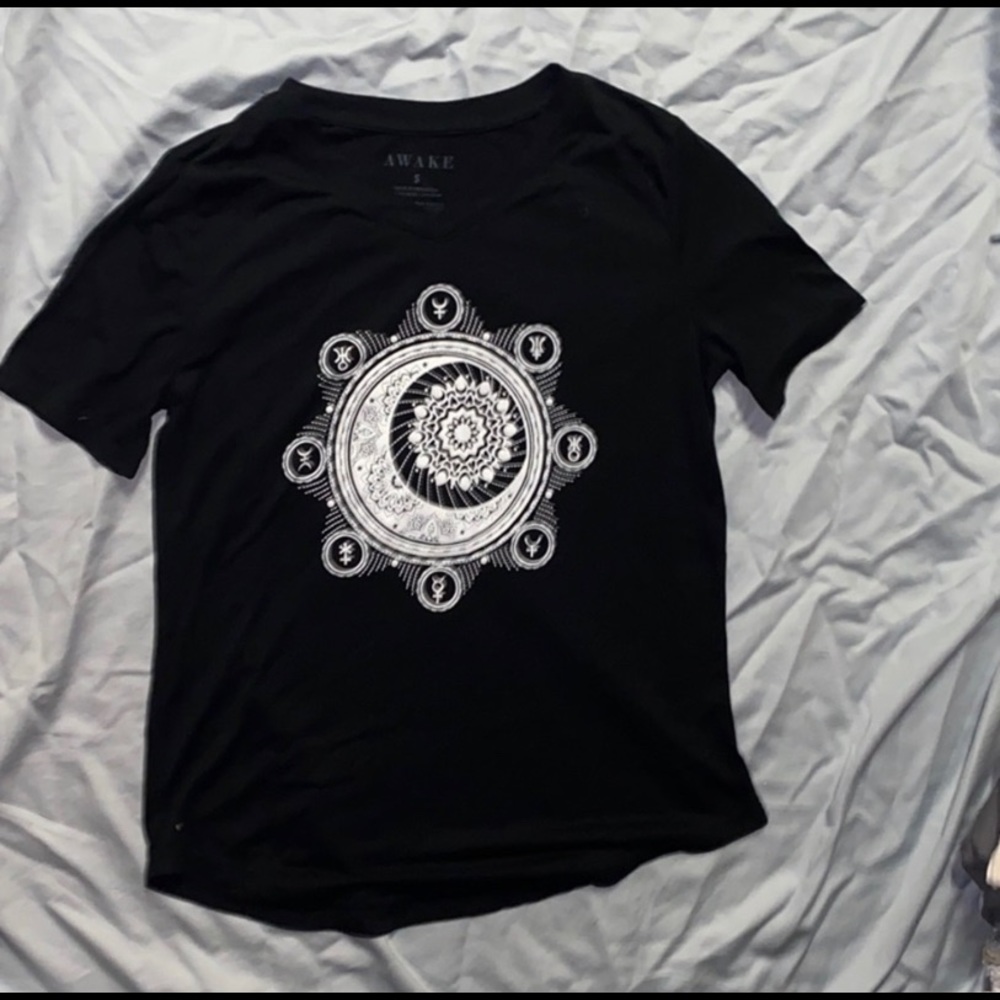 Cute shirt! MOVING SALE!!